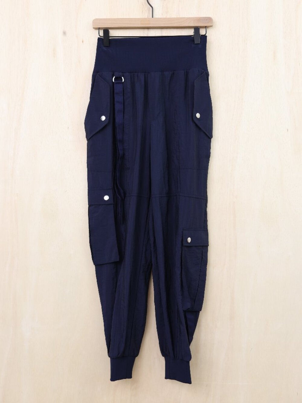 NWOT Cinq A‎ Sept Harmony Parachute Pant Navy Blue Size Small - Picture 3 of 5